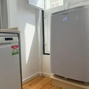 Farmacia Lobos Apartment Lisbon